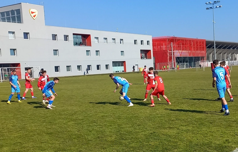 DVTK II F4R - Termálfürdő FC Tiszaújváros Fotó: BCS