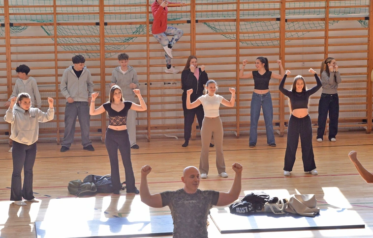 Színházi roadshow-t, úgynevezett témanapot tartottak az Avasi Gimnáziumban szerdán Fotó: Osztie Tibor