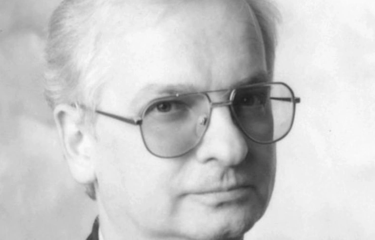 Elhunyt Mihalik László