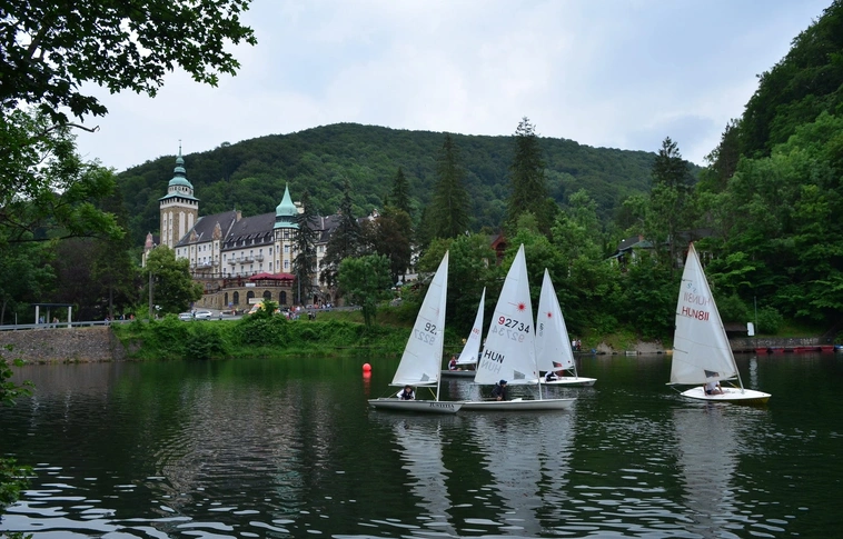 Vitorlásverseny a Hámori-tavon