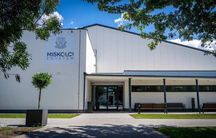 A Miskolci Egyetem teniszcentruma ad otthont a versenynek. Fotó: magánarchívum