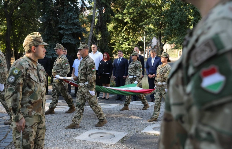 Nemzeti lobogó augusztus 20