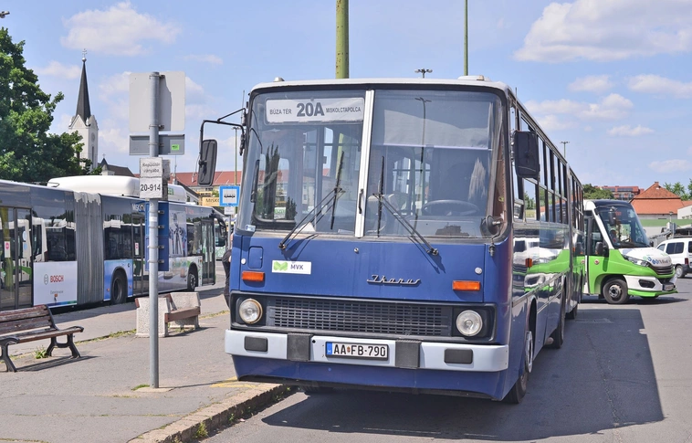 Ismét közlekedik az Ikarus 280-as veterán autóbusz