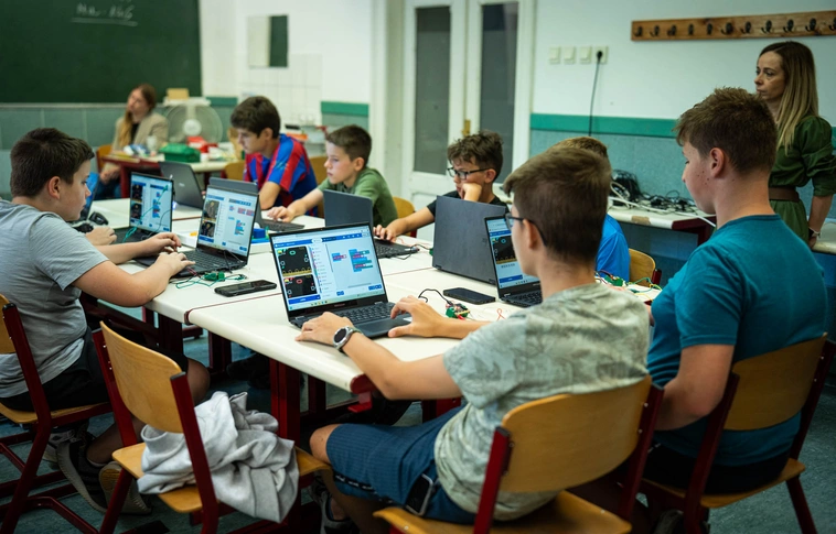 Digitális tábor a Lévayban