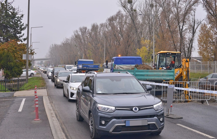 Útfelújítási projekt sajtótájékoztatója
