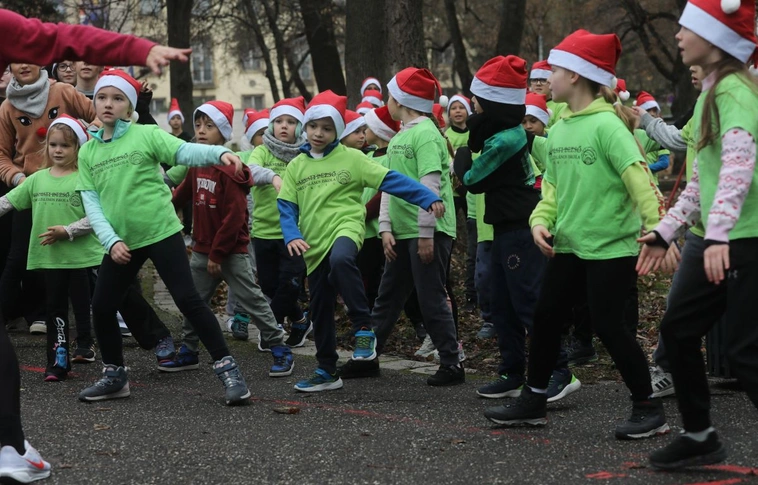 Mikulásfutás a Népkertben. Fotó: Juhász Ákos