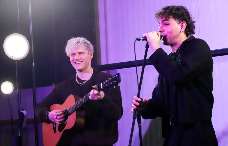 Minap klubest a Grizzlyben