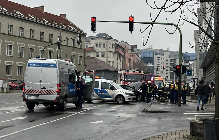 Baleset Miskolc Szentpáli utca - Horváth Lajos utca