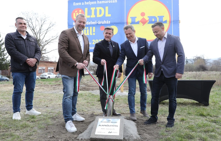 Lidl alapkőletétel