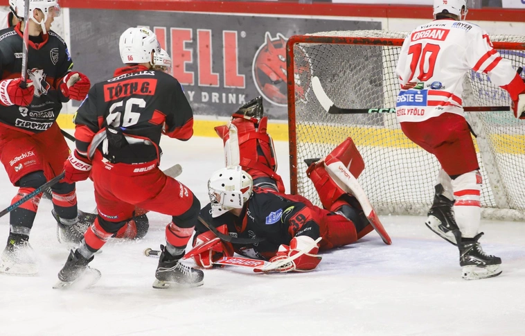 DVTK Jegesmedvék - Gyergyói HK 1-4