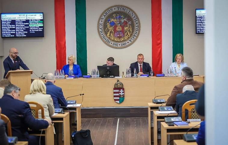 Áprilisi közgyűlés