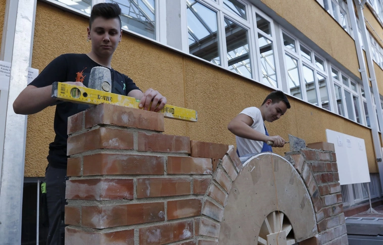 Építőipari találkozó a Fazola Henrik középiskolában