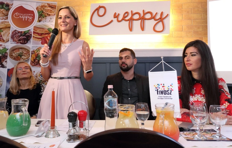 Fiatal vállalkozók találkozója a Creppyben