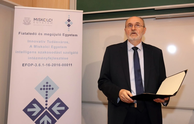 Hegesztő Robot Laboratórium átadása a Miskolci Egyetemen