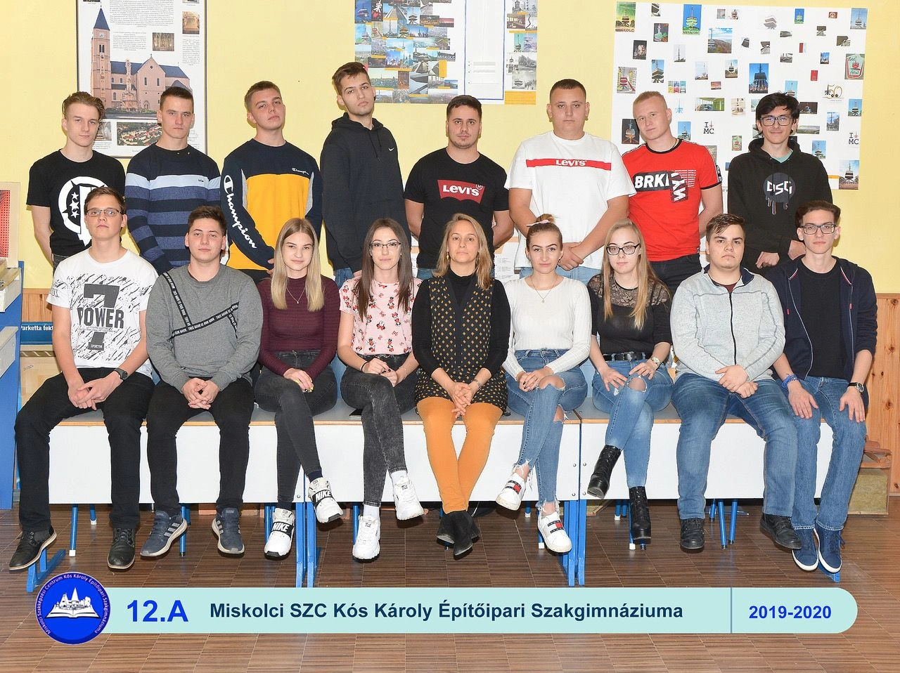 Tabló helyett Kós 12.A