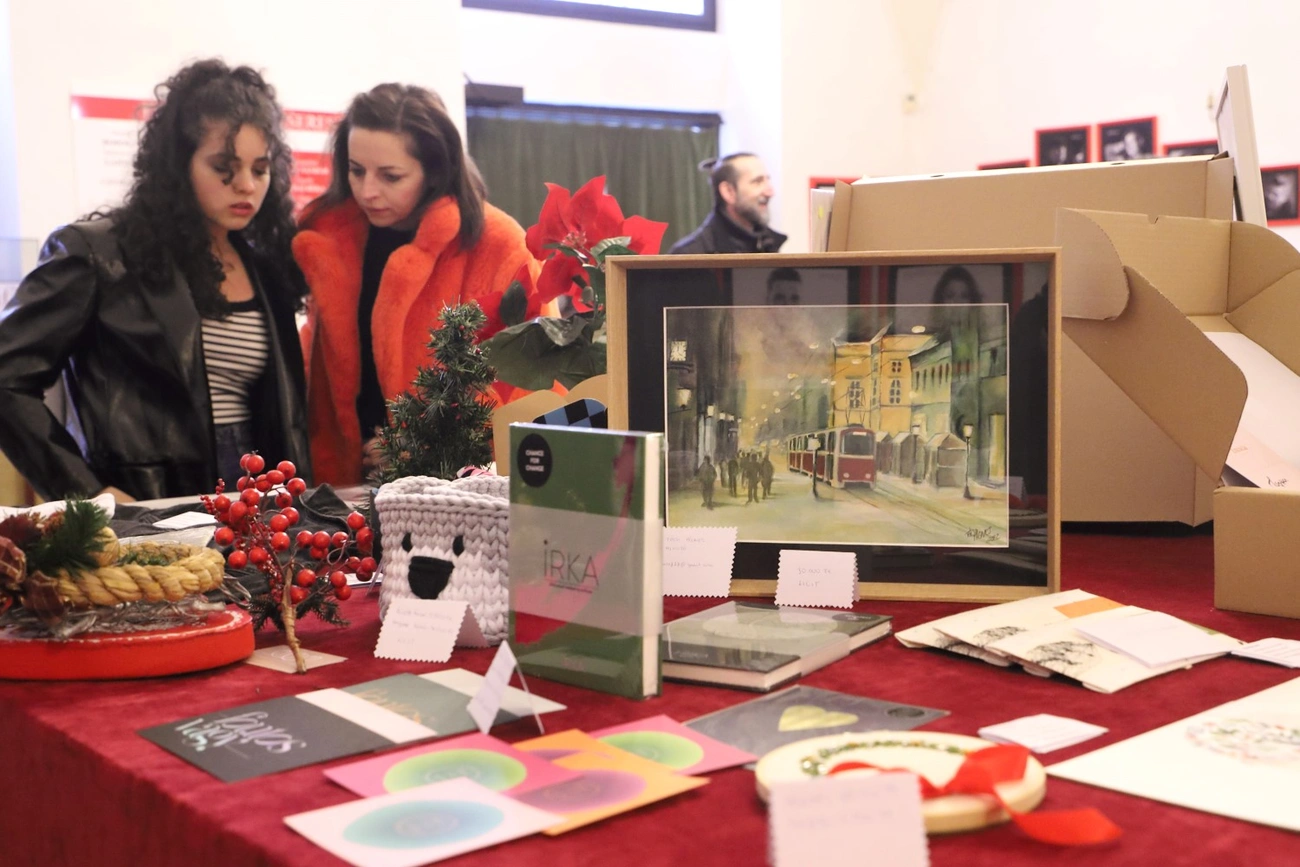 miskolci nemzeti színház adventi adománygyűjtés