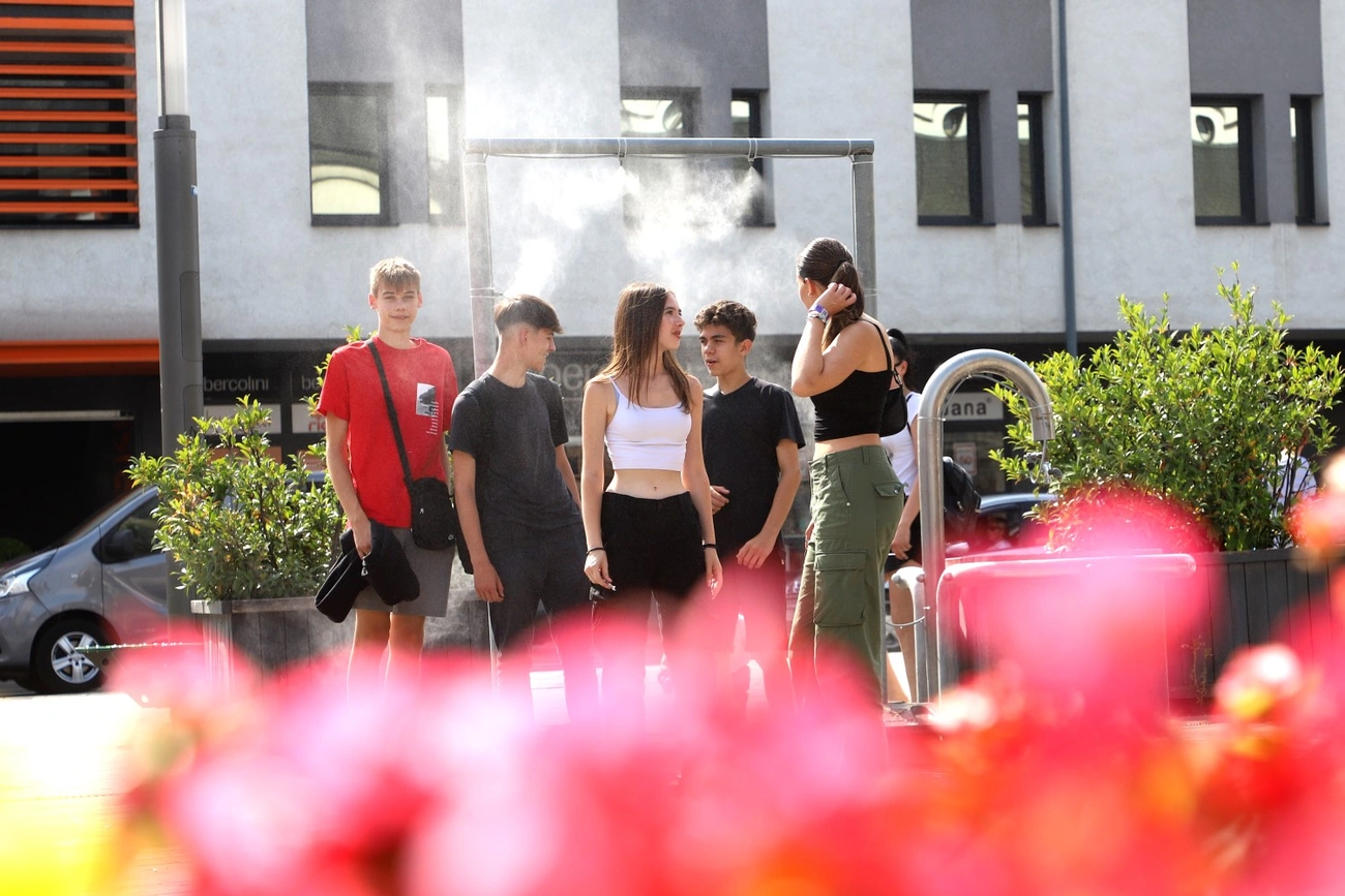 minap inditó párakapu