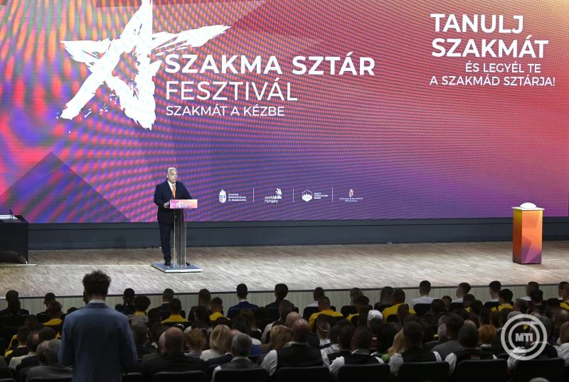 Orbán Viktor miniszterelnök a Szakma Sztár Fesztivál megnyitóján Fotó: MTI/Máthé Zoltán