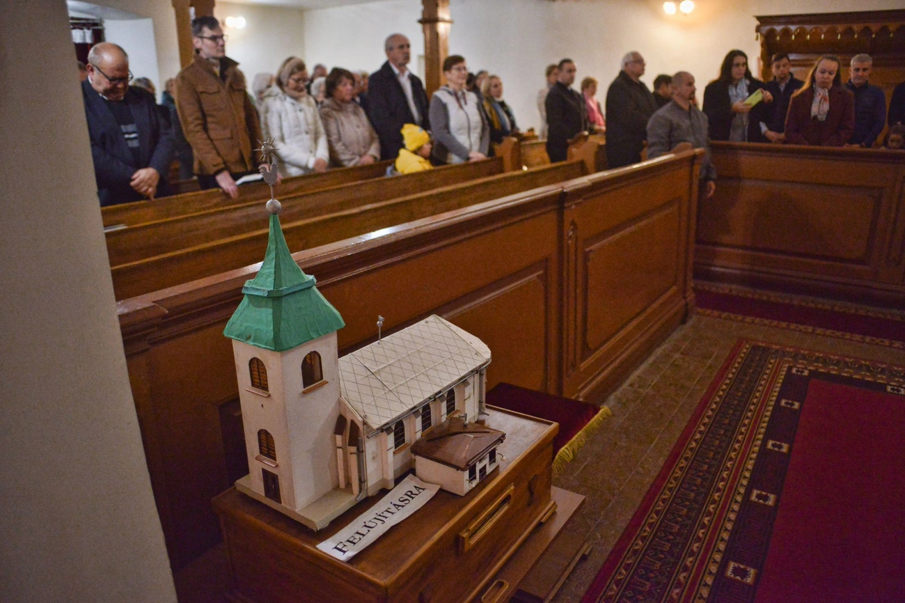 A diósgyőri református templom makettje