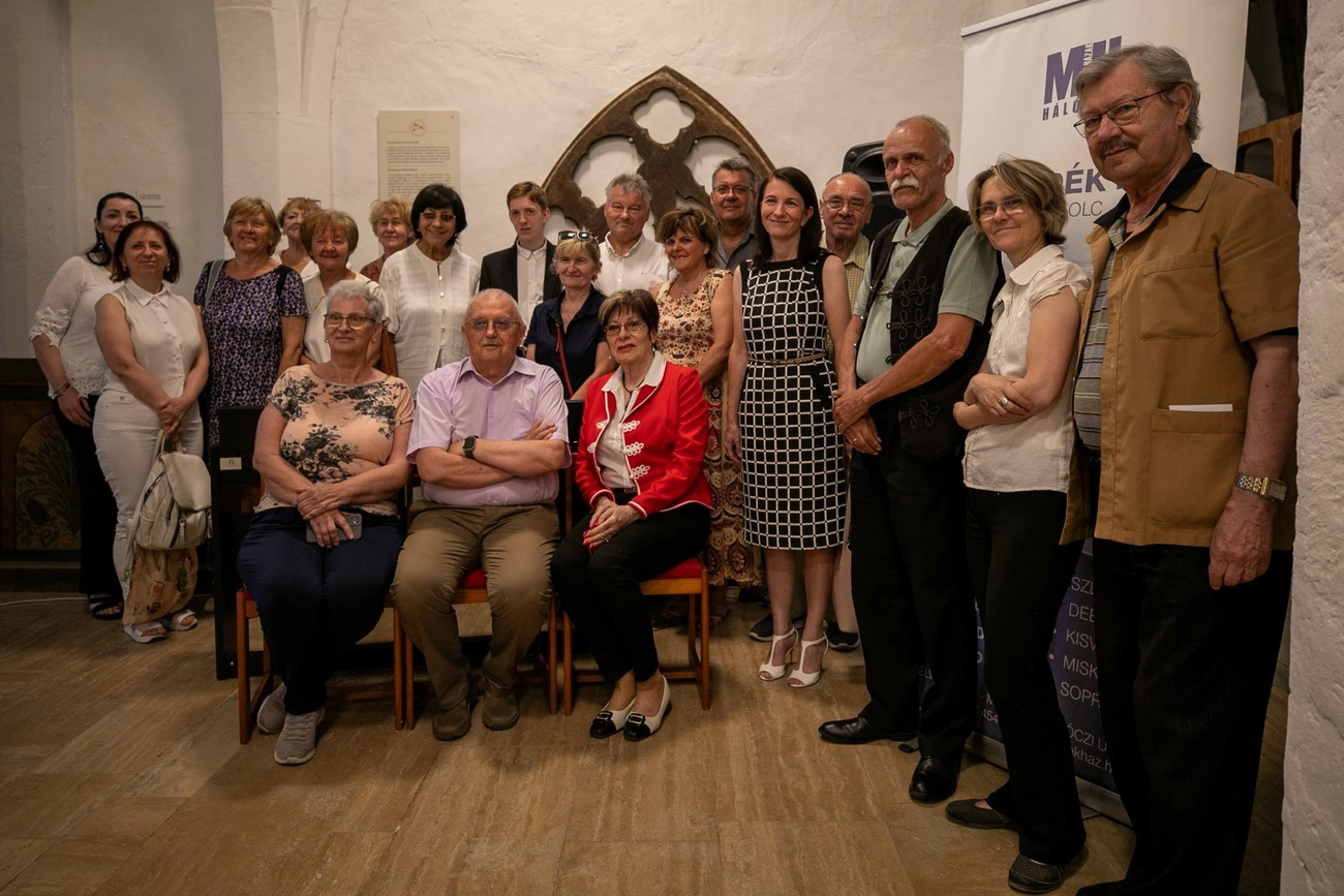 karpat_medence_fotokiallitas_250625ml-28.jpg