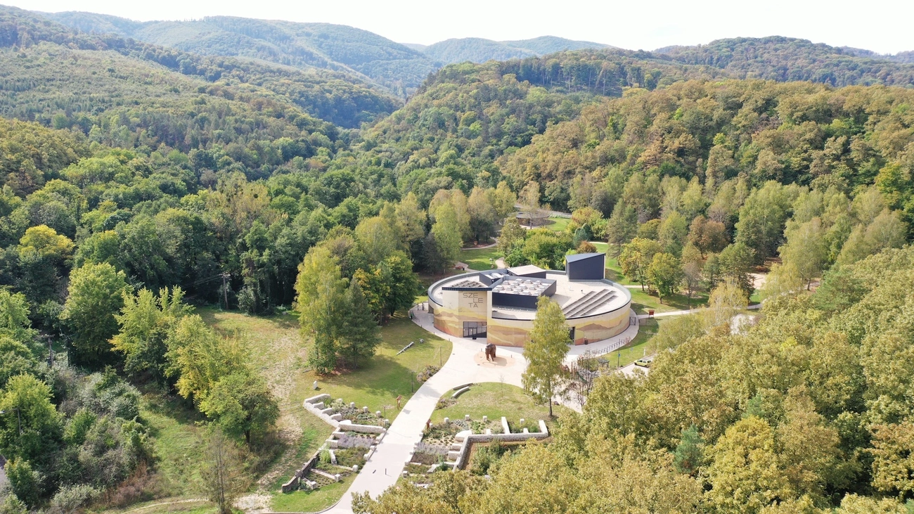 Szeleta látogatóközpont