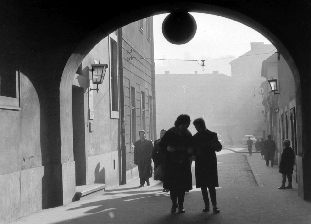 06_sotetkapu-1964_sotetkapu_fortepan_6139.jpg