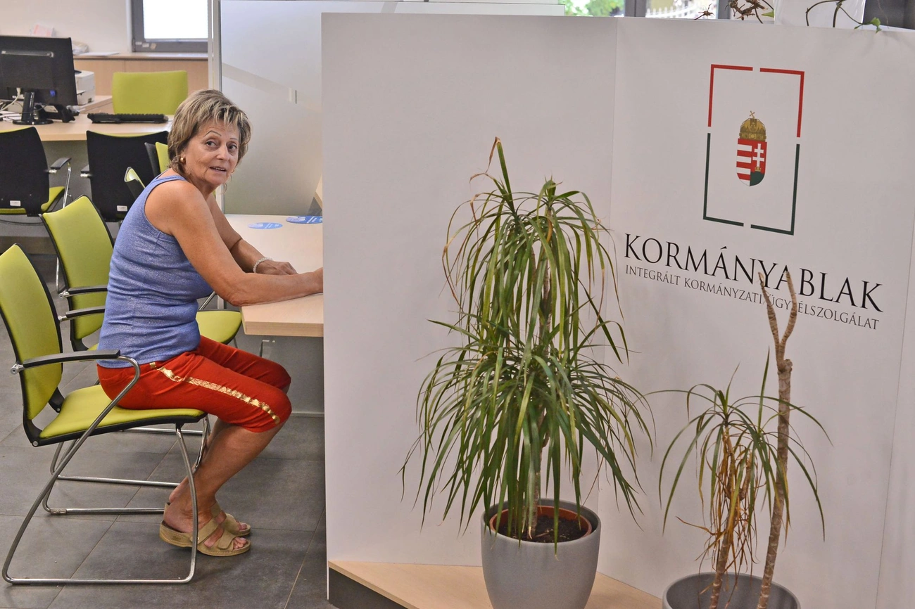 Gondosóra igénylés Kormányablakban