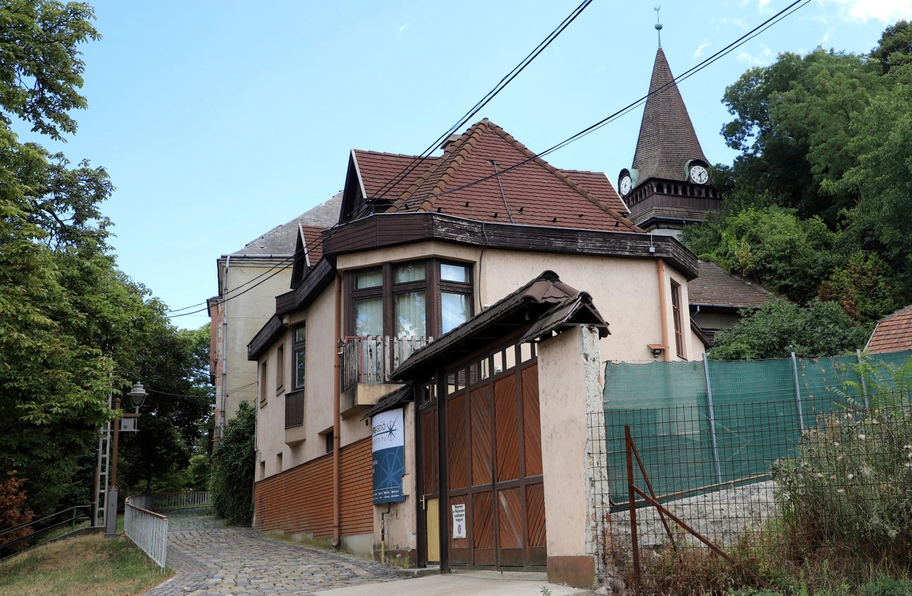 A Toronyalja utca ma