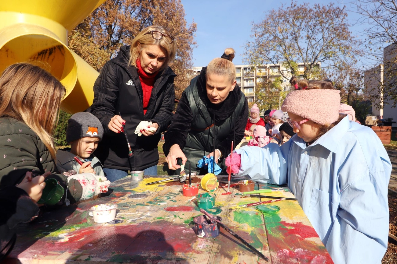 brunszvik_ovi_kutyaol_festes_241107ml-11.JPG