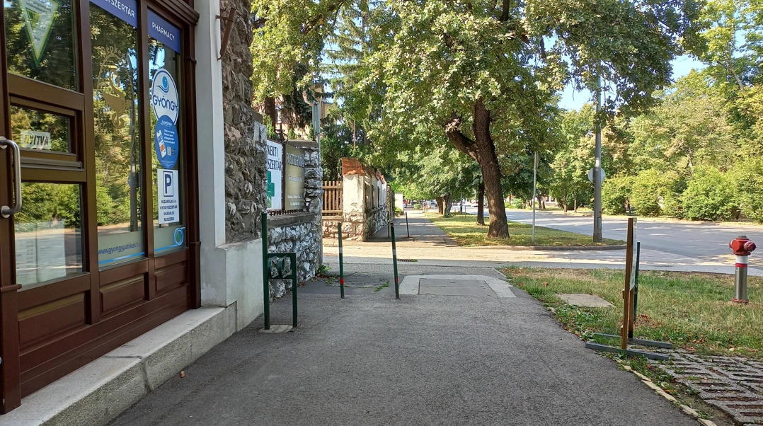 mikes_gorgey_01.png (1.42 MB)