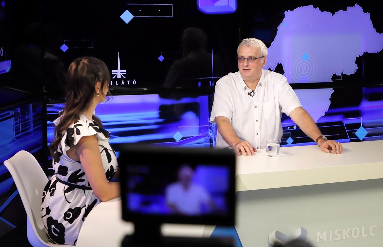 fazekas_csaba_kilato_studio_250819ml-6.JPG