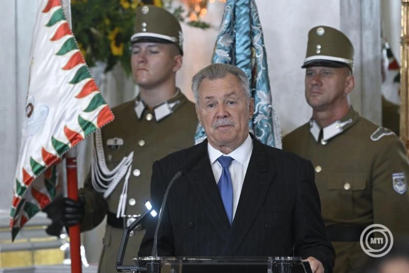 Farkas Bertalan kutatóűrhajós