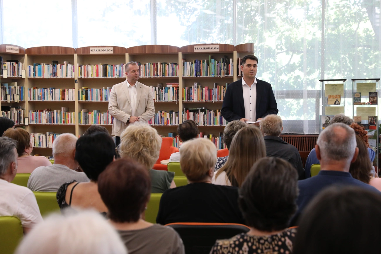 lakossagi_forum_szentpeteri_kapu_parkolas_250904_ja-8.JPG