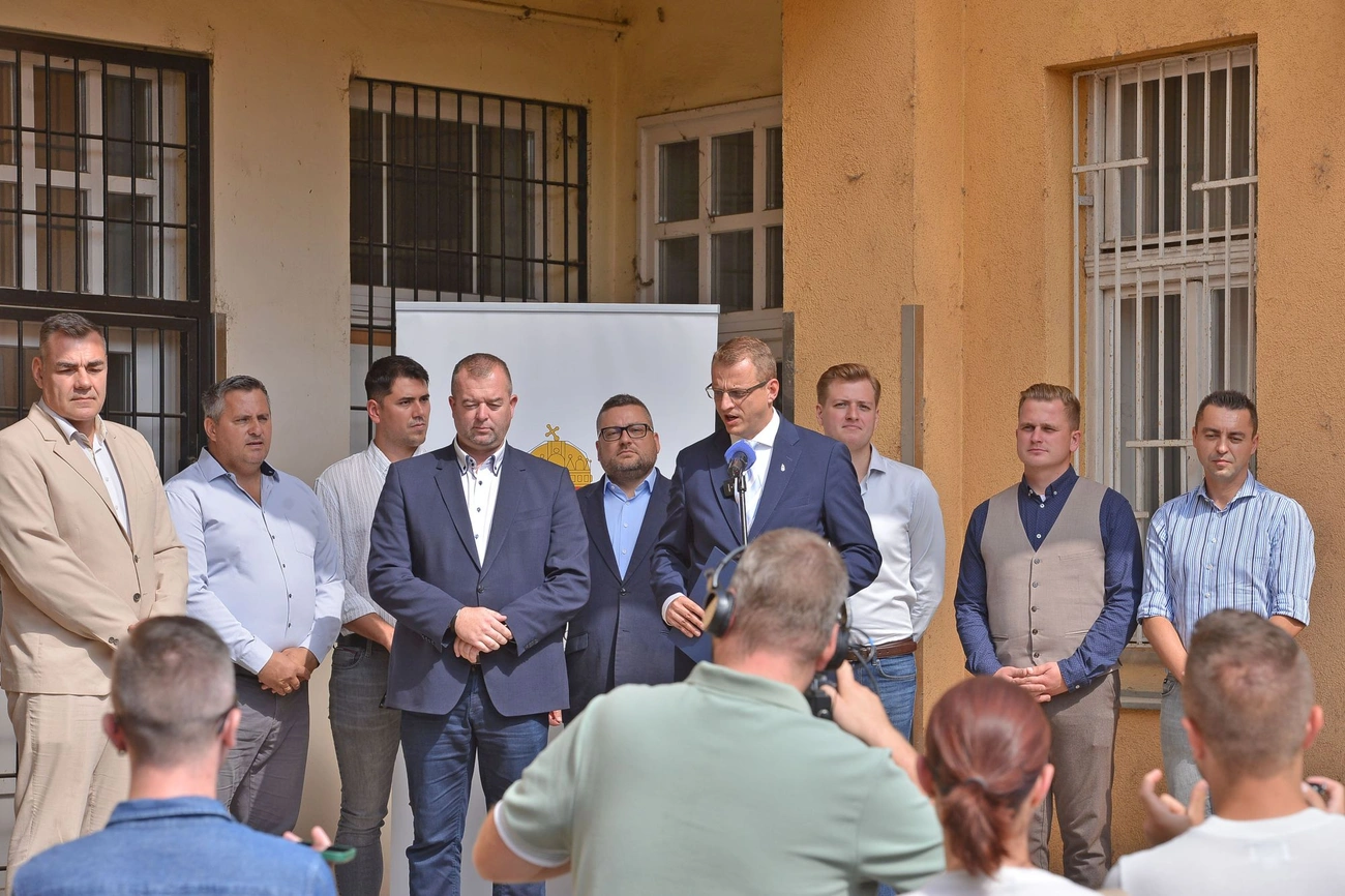 ujgyori_kormanyablak_felujitas_20250905-ot_01.jpg