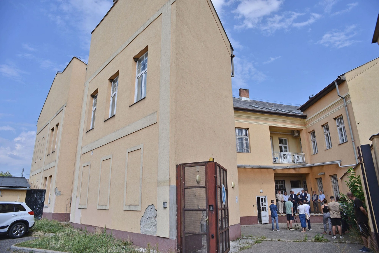 ujgyori_kormanyablak_felujitas_20250905-ot_07.jpg