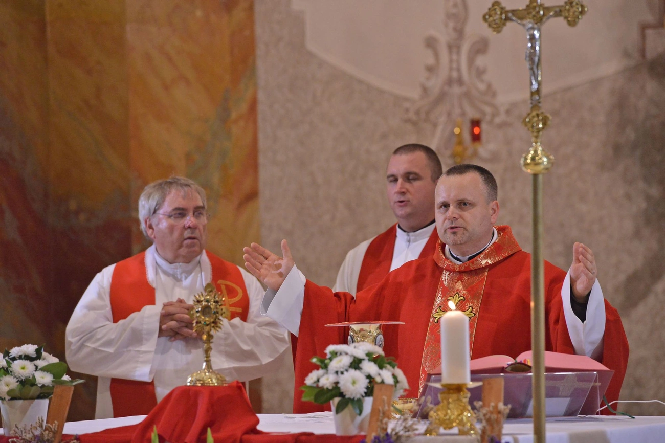 Mindszenti templom Szent Kereszt felmagasztalása búcsú