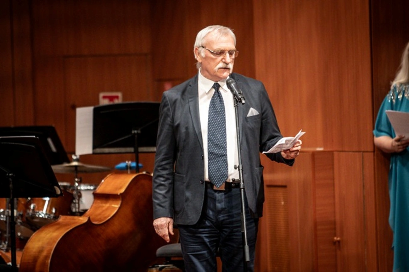 Ars Sacra záróhangverseny - Holndonner Ferenc