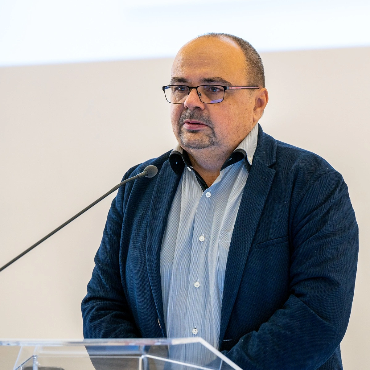 apor_olvasastanulas-konferencia_steklacs-janos.jpg