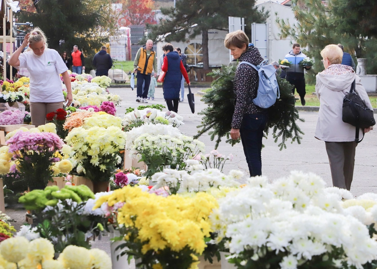 virágok a temetőben