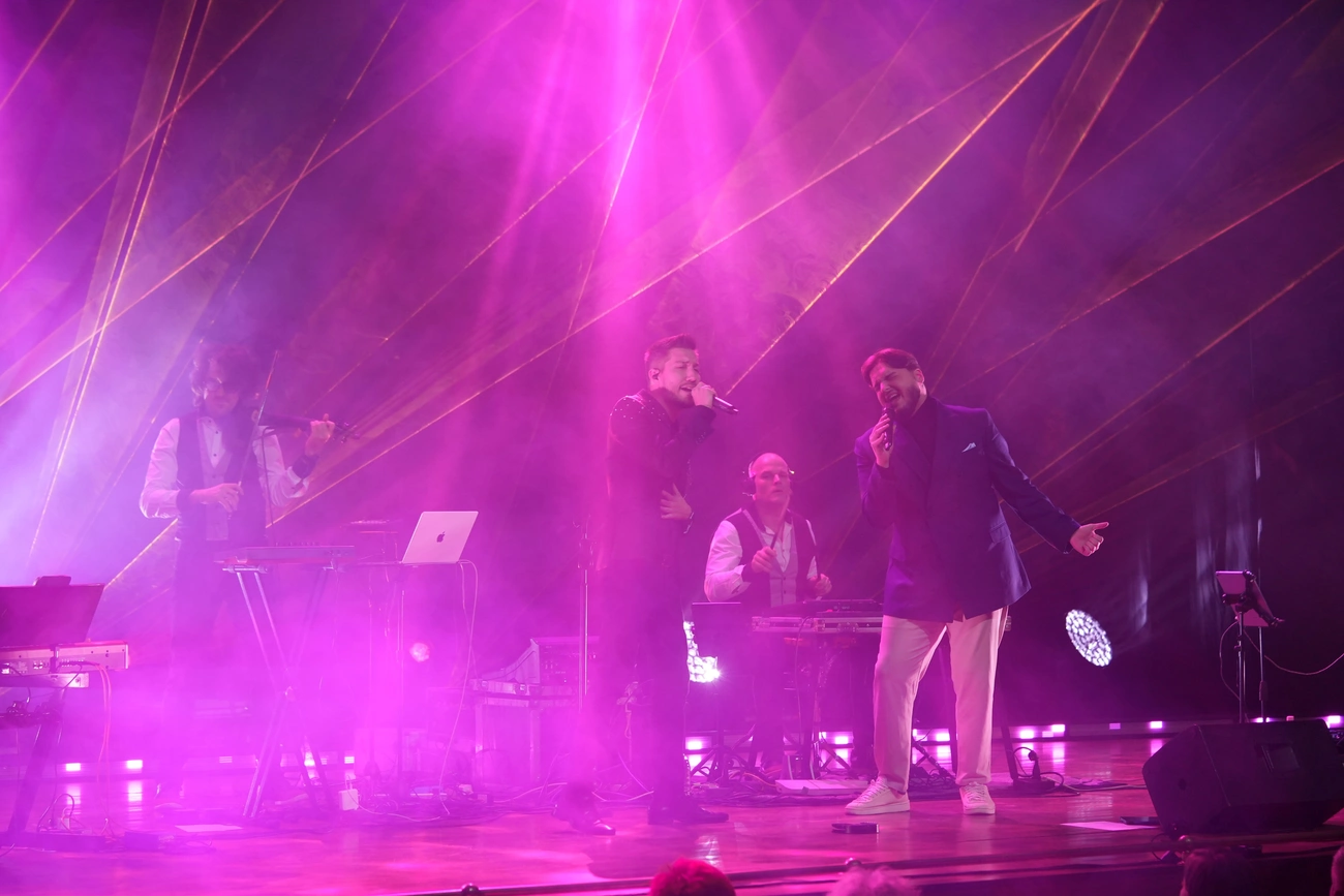 Pál Dénes és Bari Laci duett.