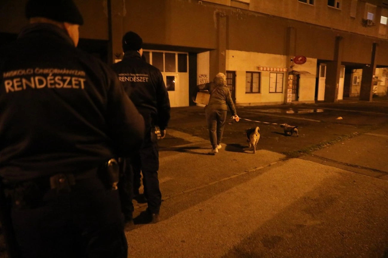 Kiemelt rendészeti ellenőrzés Diósgyőrben. Fotó: Juhász Ákos