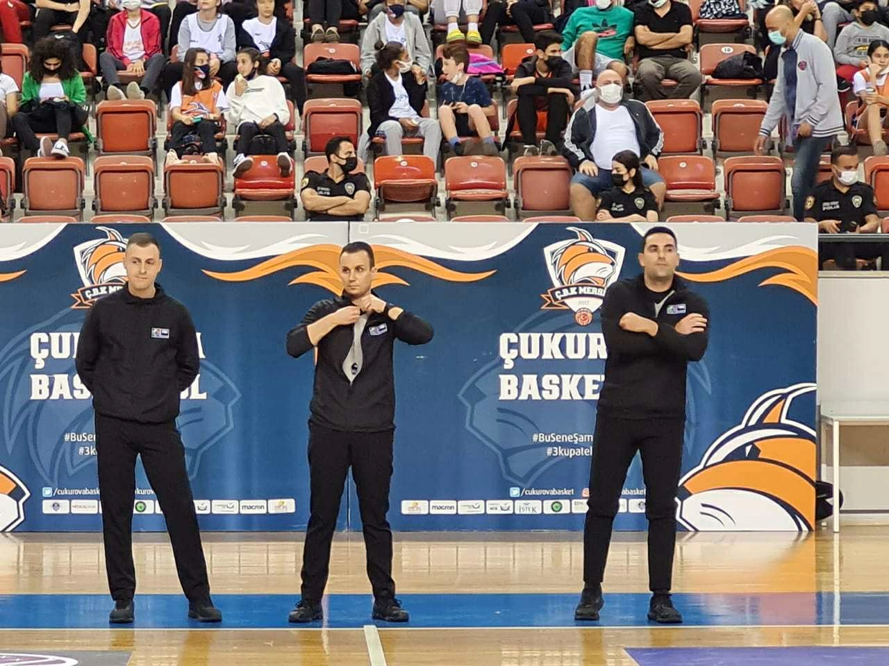 Mészáros Balázst (középen) Athénbe delegálták. Fotó: magánarchívum 