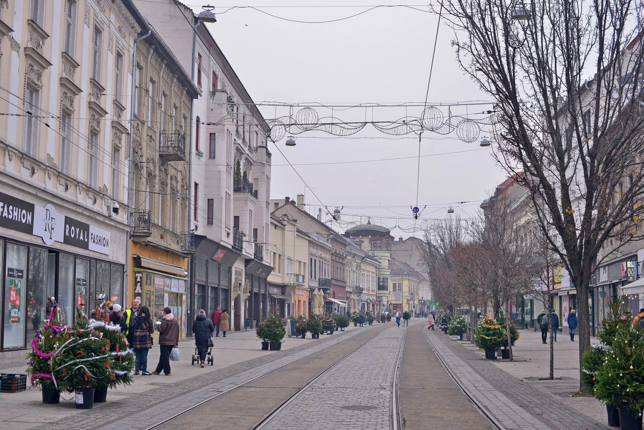 karácsonyfadíszítés