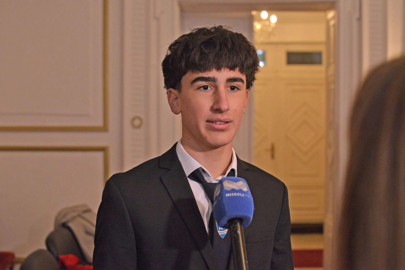 A miskolci Herman Ottó Gimnázium tanulója, Szabó Zoárd