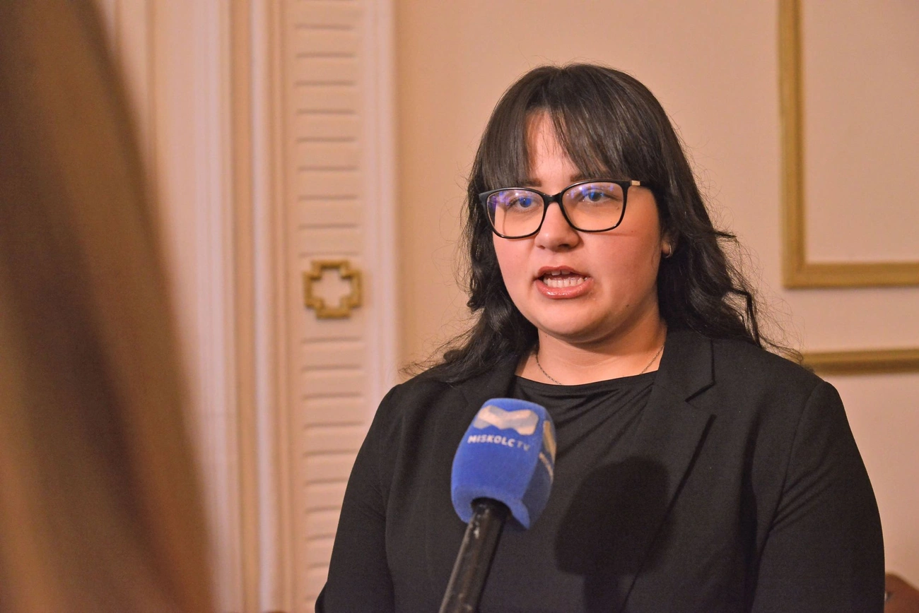 Mikola Kincső Luca, a Fráter György Katolikus Gimnázium és Kollégium 12. évfolyamos tanulója.