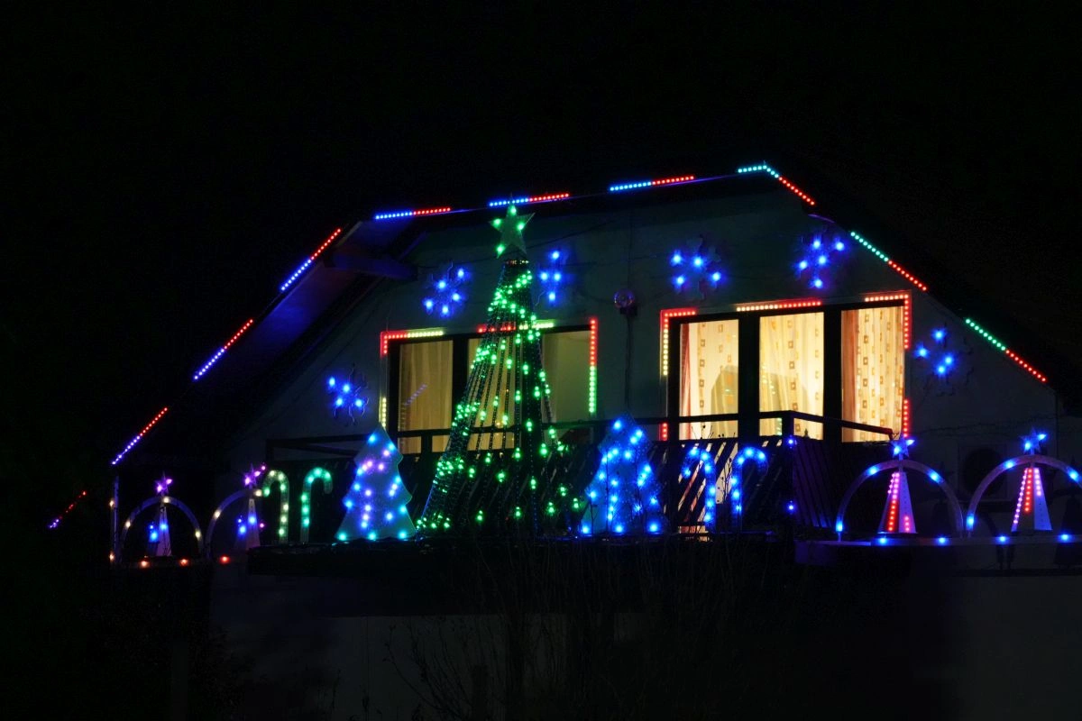 karácsonyi díszkivilágítás
