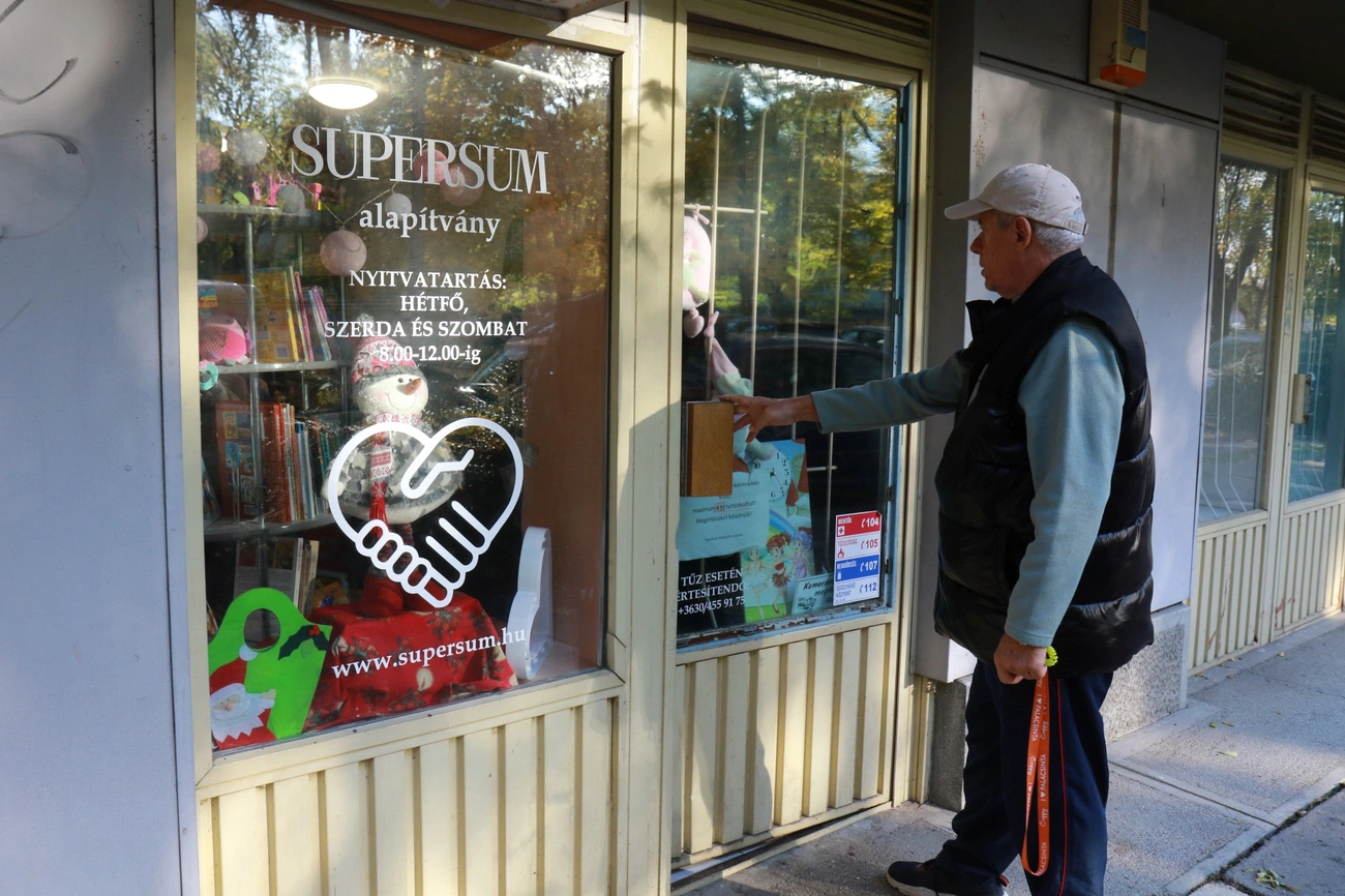 Supersum Alapítvány téli ruhagyűjtés. Fotó: Juhász Ákos