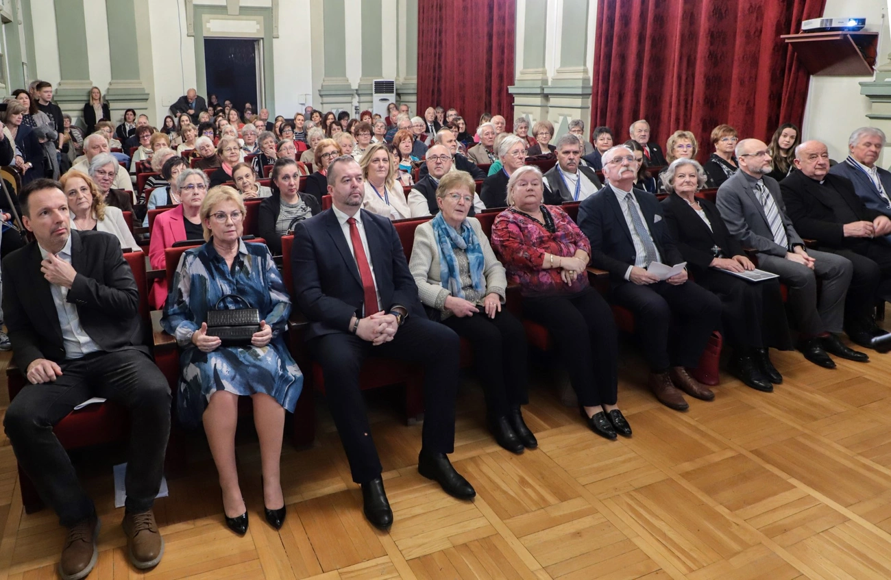 Köszönet a gyógyítóknak. Fotó: Mocsári László