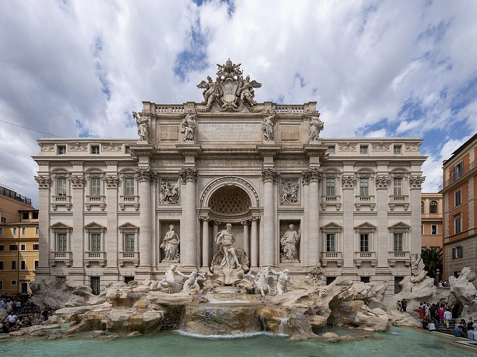 trevi_kut_wikipedia.jpg
