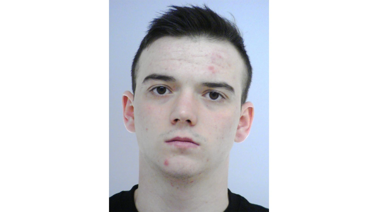 PETRÓ ZOLTÁN eltűnt